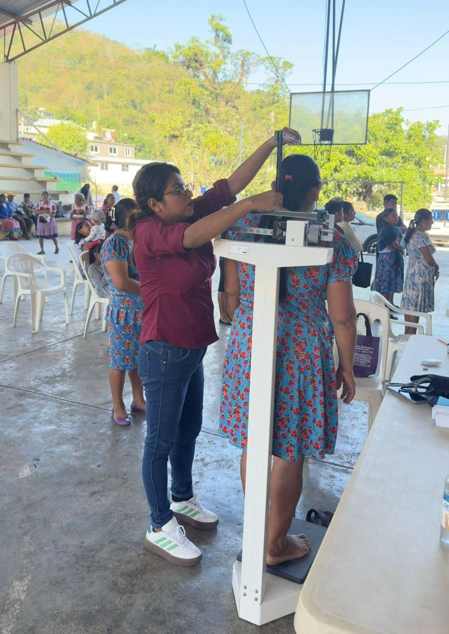 DIF Yahualica llevó jornada médica a Santa Teresa