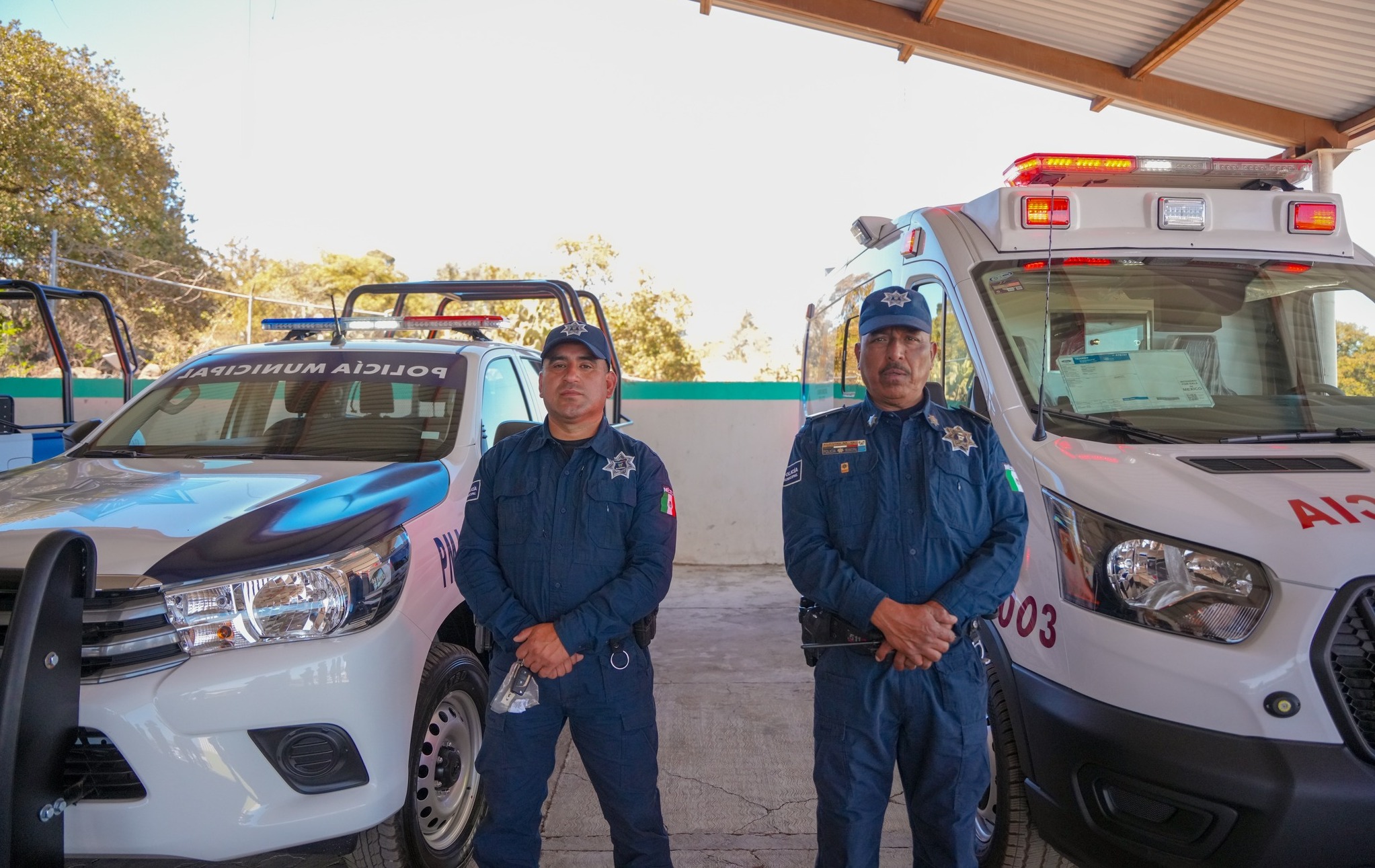 Refuerzan seguridad en Acatlán con nuevas unidades y equipamiento