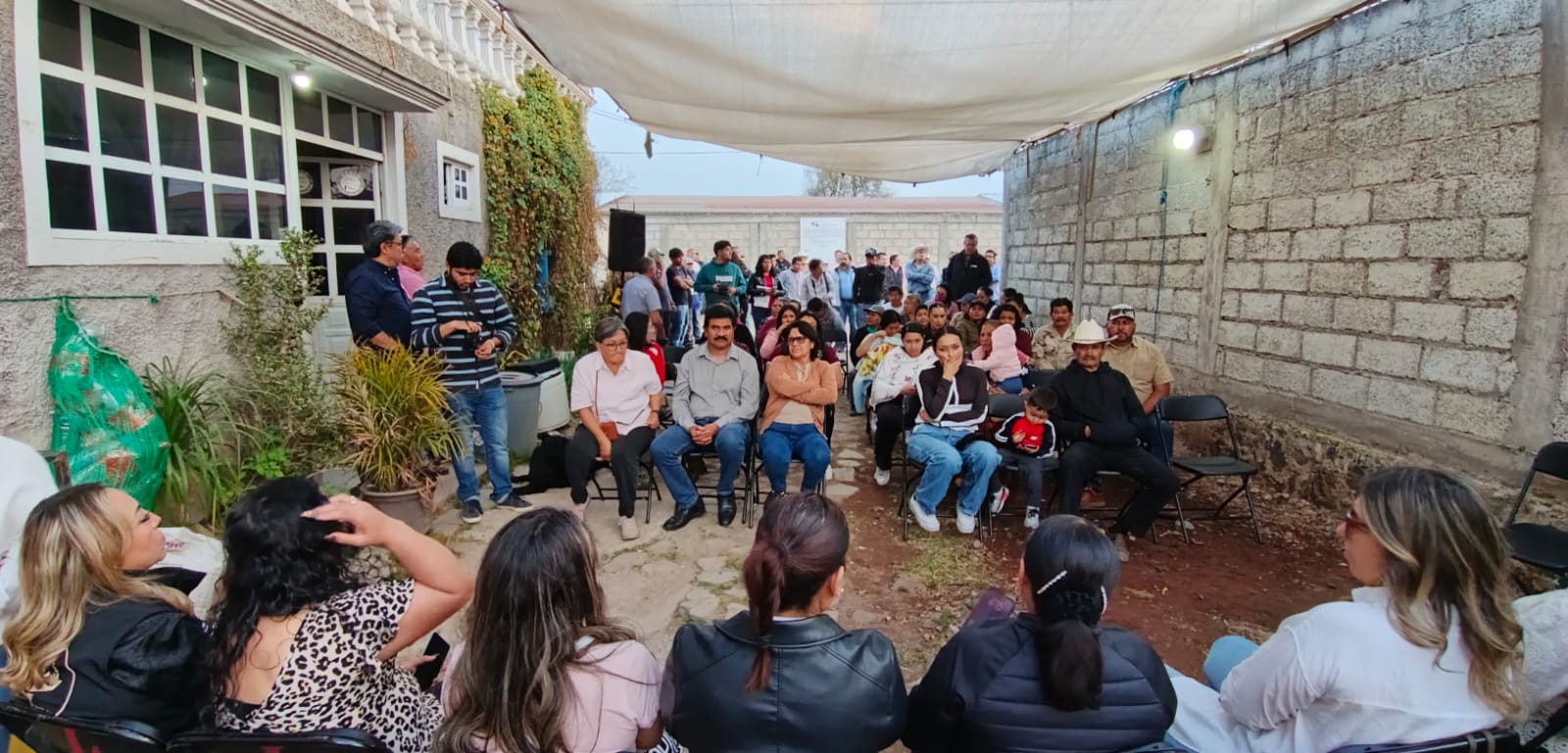 COLONIA AHUEHUETITLA SE BENEFICIA CON NUEVA LÍNEA DE AGUA POTABLE EN TULANCINGO
