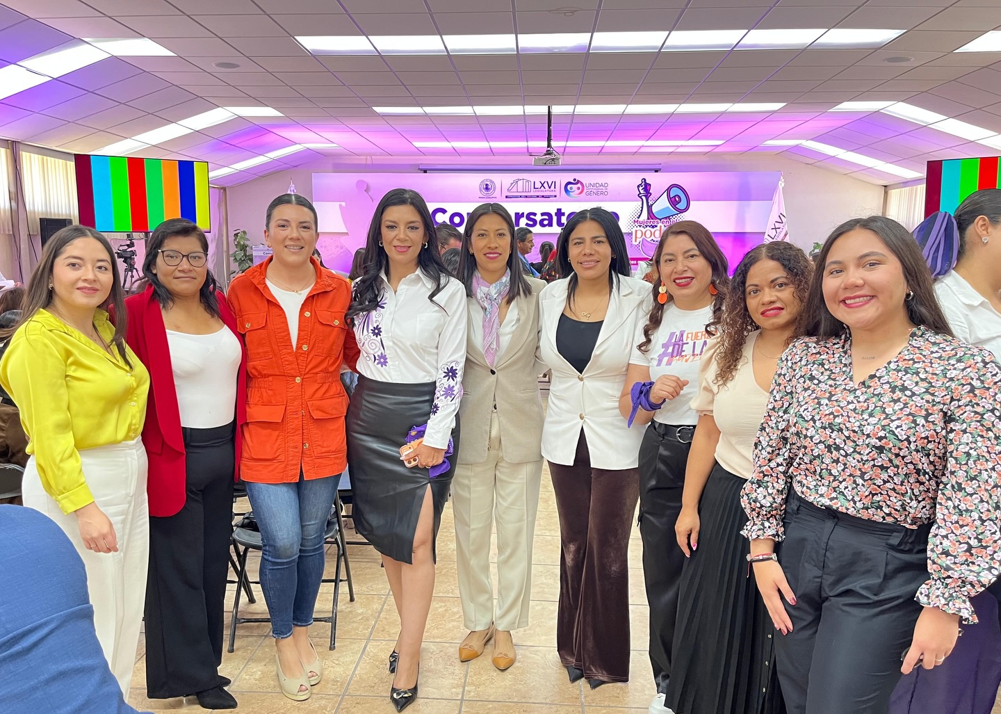 CONVERSATORIO “MUJERES EN EL PODER” PROMUEVE DIÁLOGO SOBRE PARTICIPACIÓN POLÍTICA FEMENINA