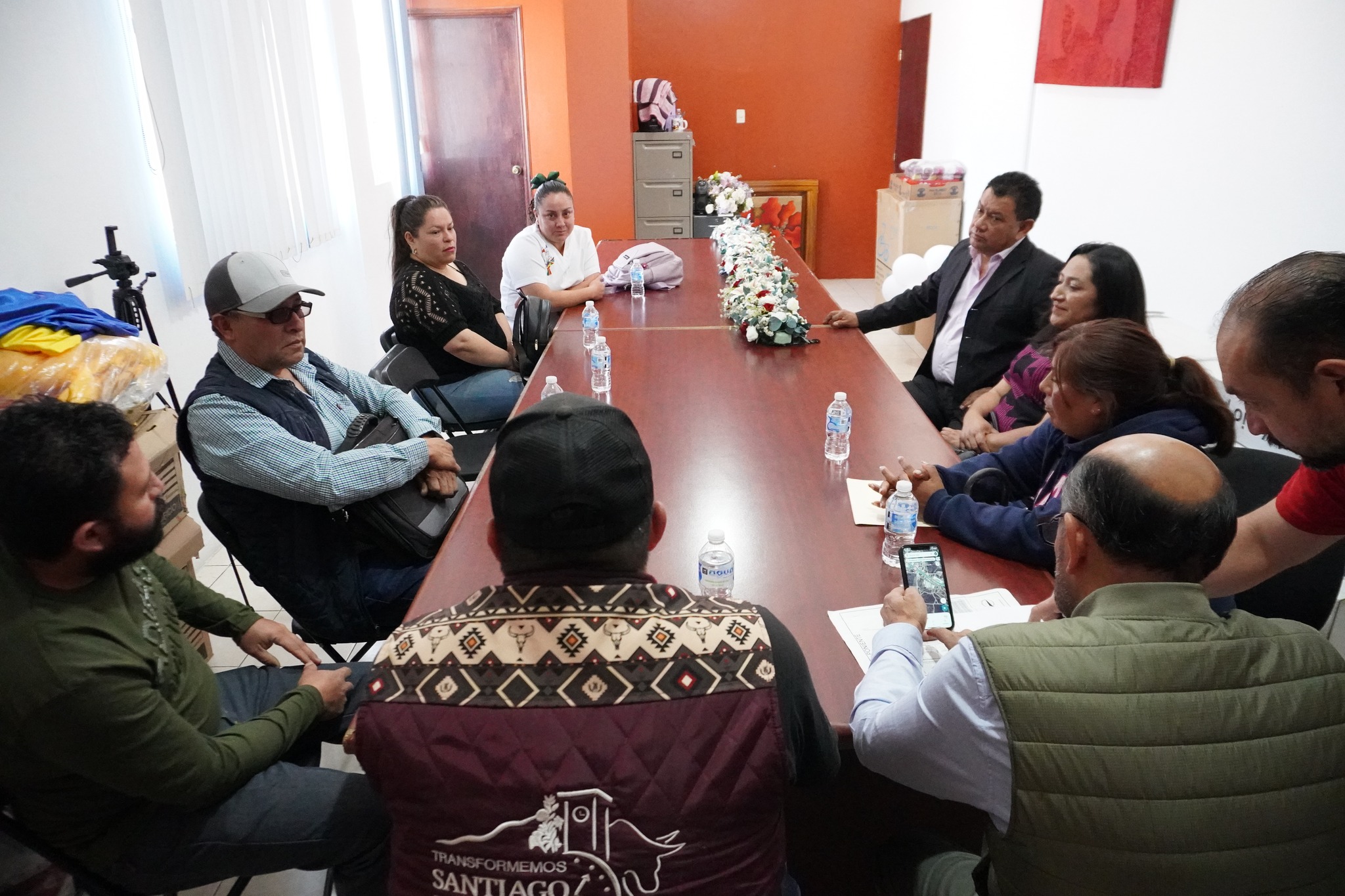 REALIZAN AUDIENCIA CIUDADANA CON HABITANTES DE SANTIAGO TULANTEPEC