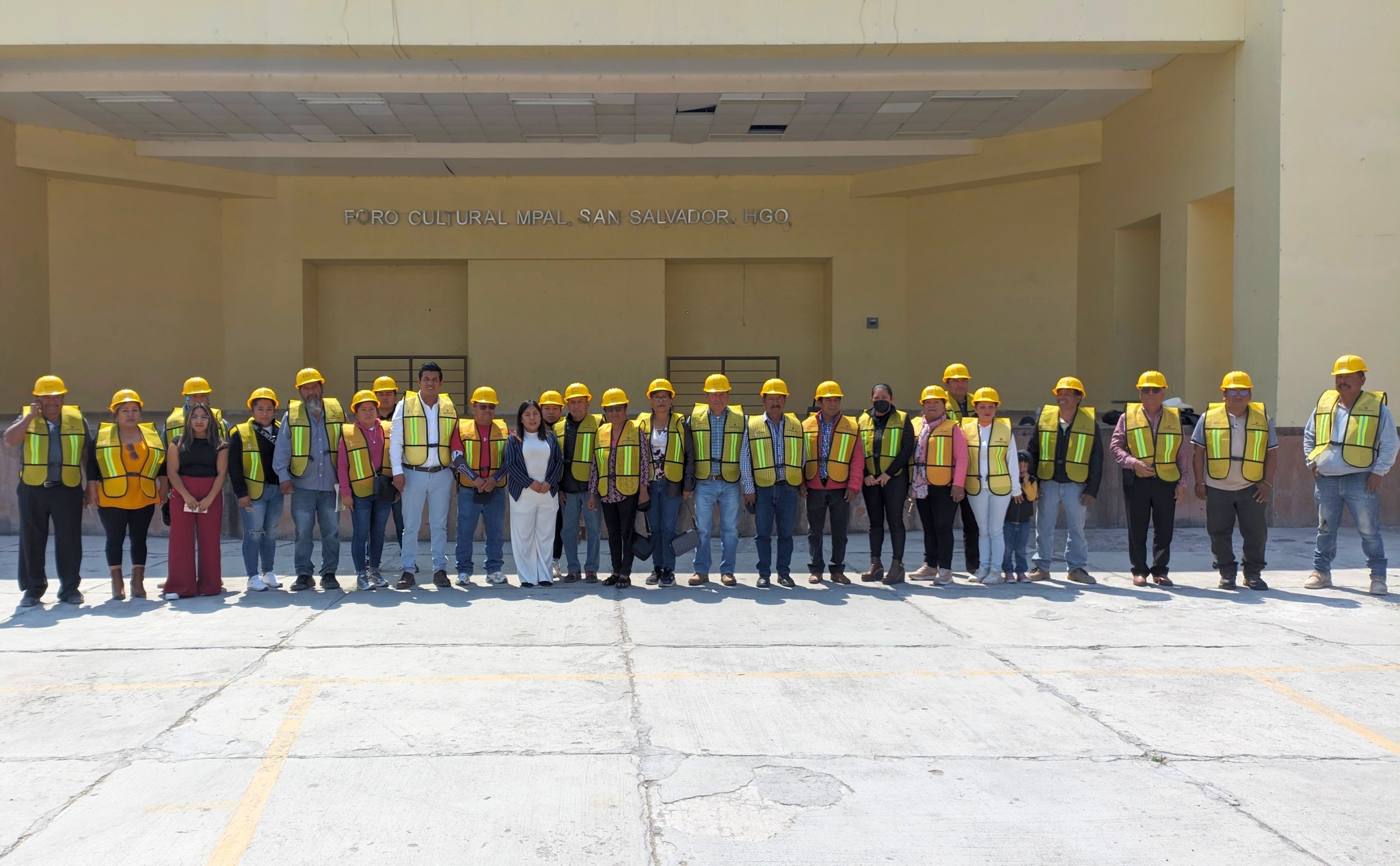 CAPACITAN A COMITÉS DE CONTRALORÍA SOCIAL EN SAN SALVADOR