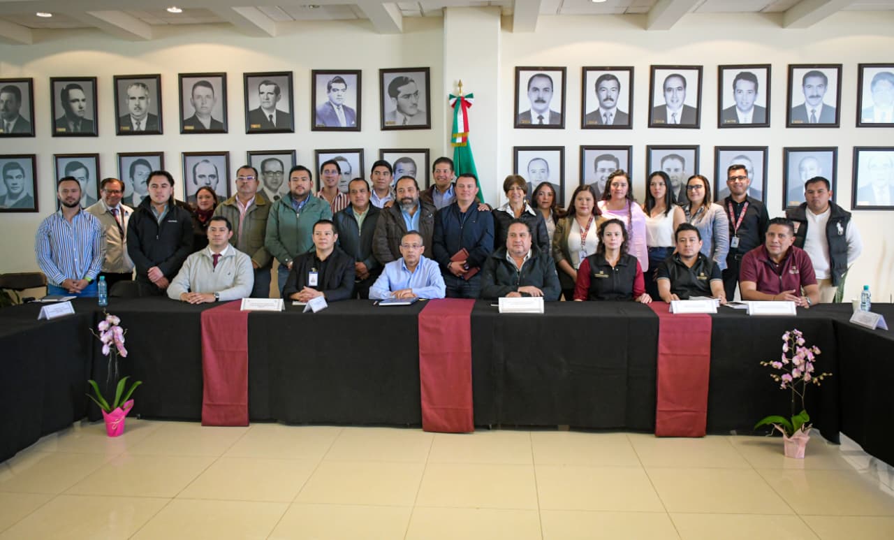 CAPACITAN A SERVIDORES PÚBLICOS DE TULANCINGO EN CONTRALORÍA SOCIAL