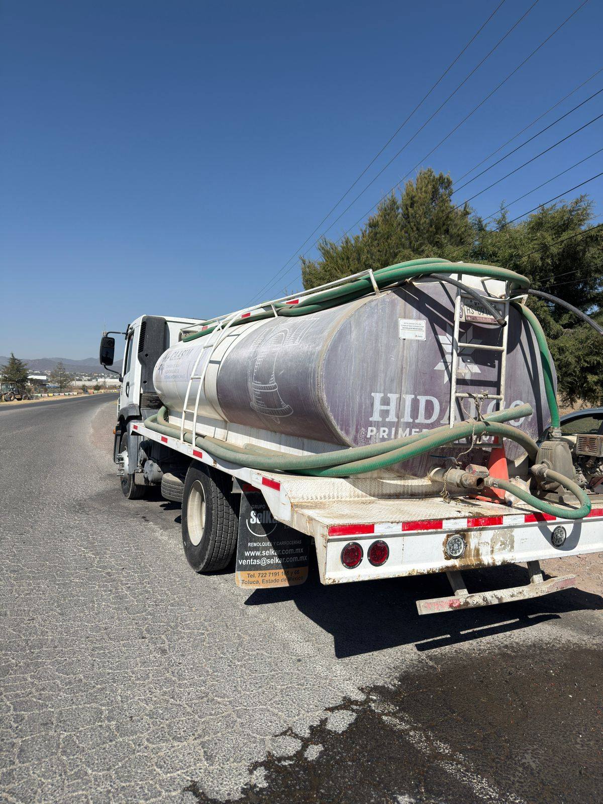 Zapotlán de Juárez envió pipas para atender desabasto de agua en San Pedro Huaquilpan