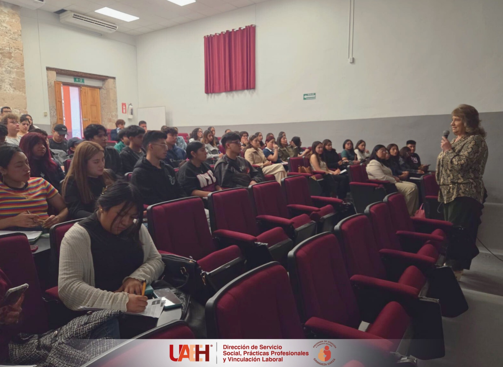 REALIZAN PLÁTICA INFORMATIVA SOBRE POSTULACIÓN DE UNIDADES RECEPTORAS PARA PRÁCTICAS PROFESIONALES EN LA ESCUELA SUPERIOR DE TLAHUELILPAN